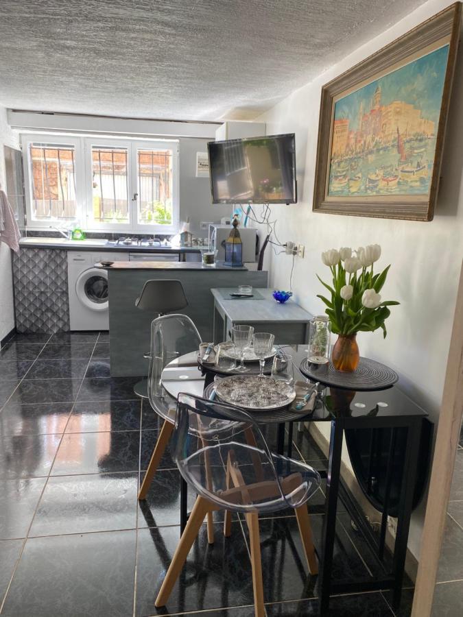 Apartamento Jardin D'Eden Saint-Raphaël Exterior foto