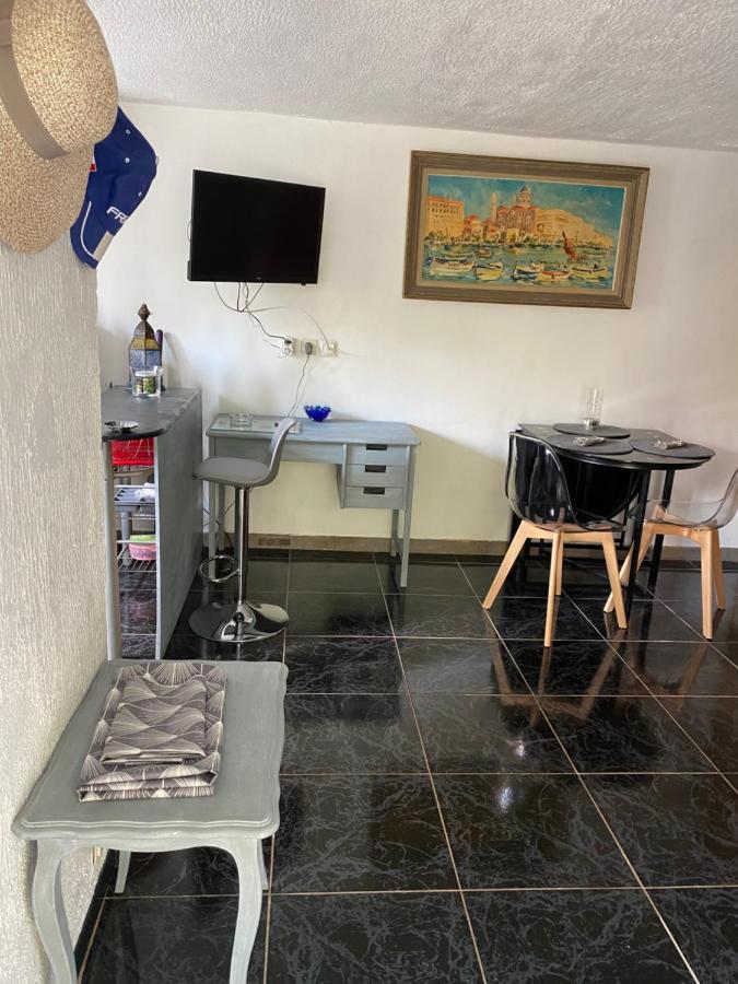 Apartamento Jardin D'Eden Saint-Raphaël Exterior foto